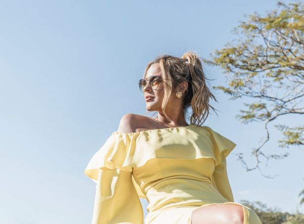 How to Add Yellow Color In Your Wardrobe